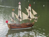 Trojstěžník na vodě 01_uvodni-foto---256.jpg